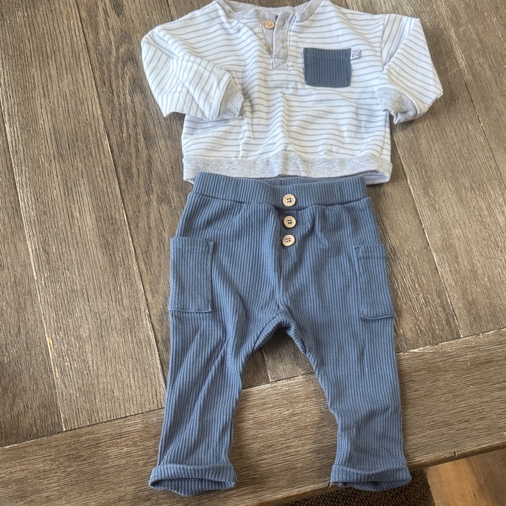 Cat & Jack Blue and White Kids Matching Set